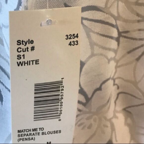 Southern Lady MEDIUM White NWT Blouse - Picture 5 of 5